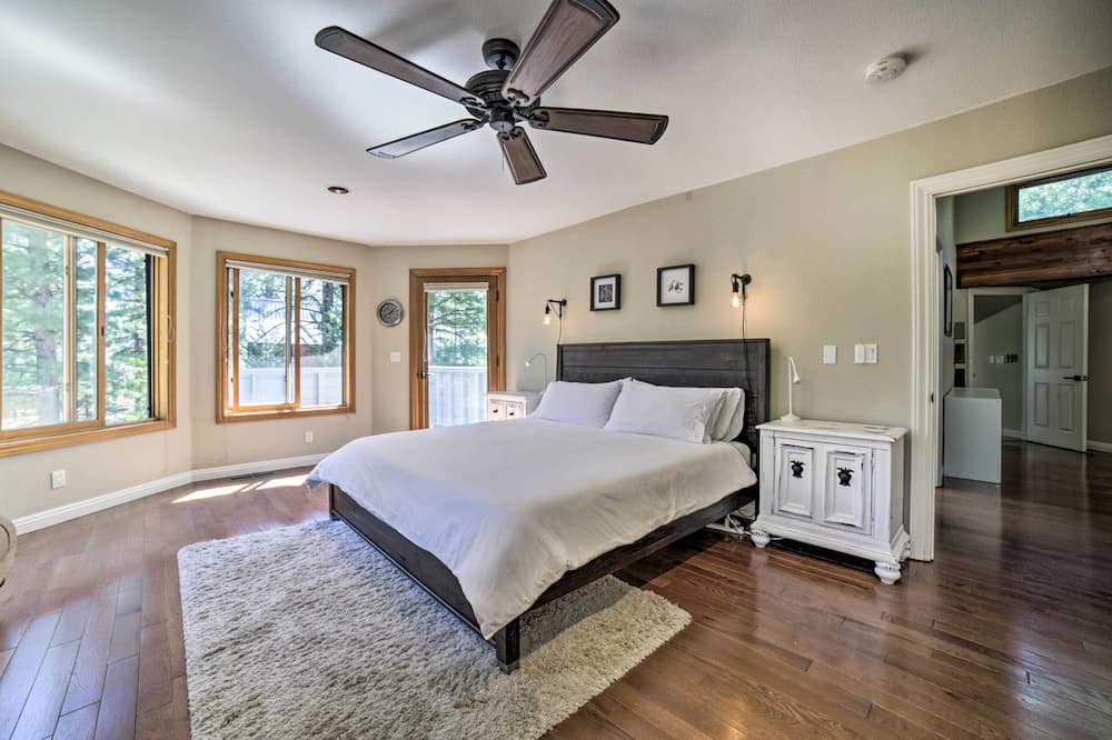 Photo of Bedroom in Galena Forest Estates