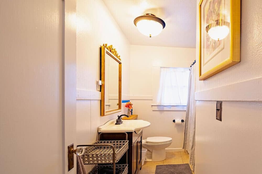 Photo of Bathroom in Fresno
