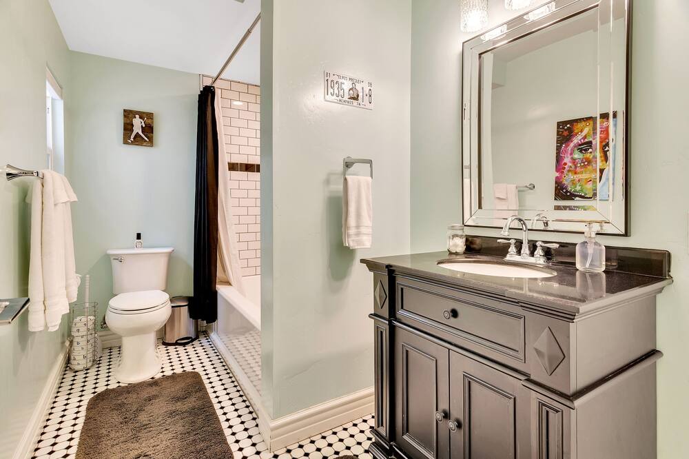Photo of Bathroom in Paso Robles