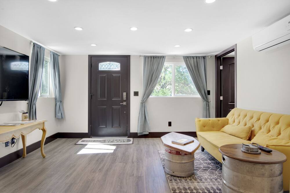 Photo of Livingroom in Paso Robles