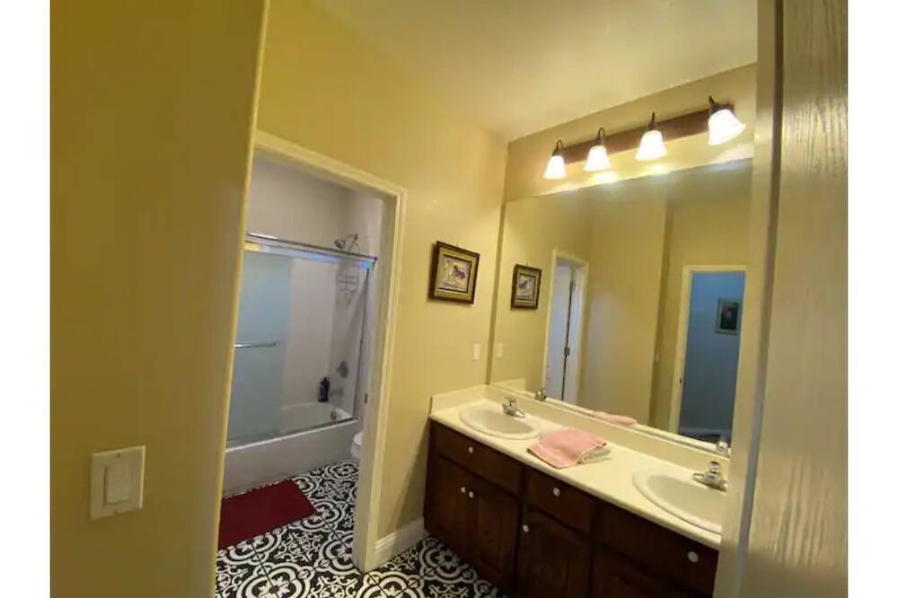 Photo of Bathroom in Atwater