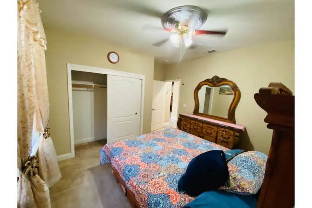 Photo of Bedroom in Atwater