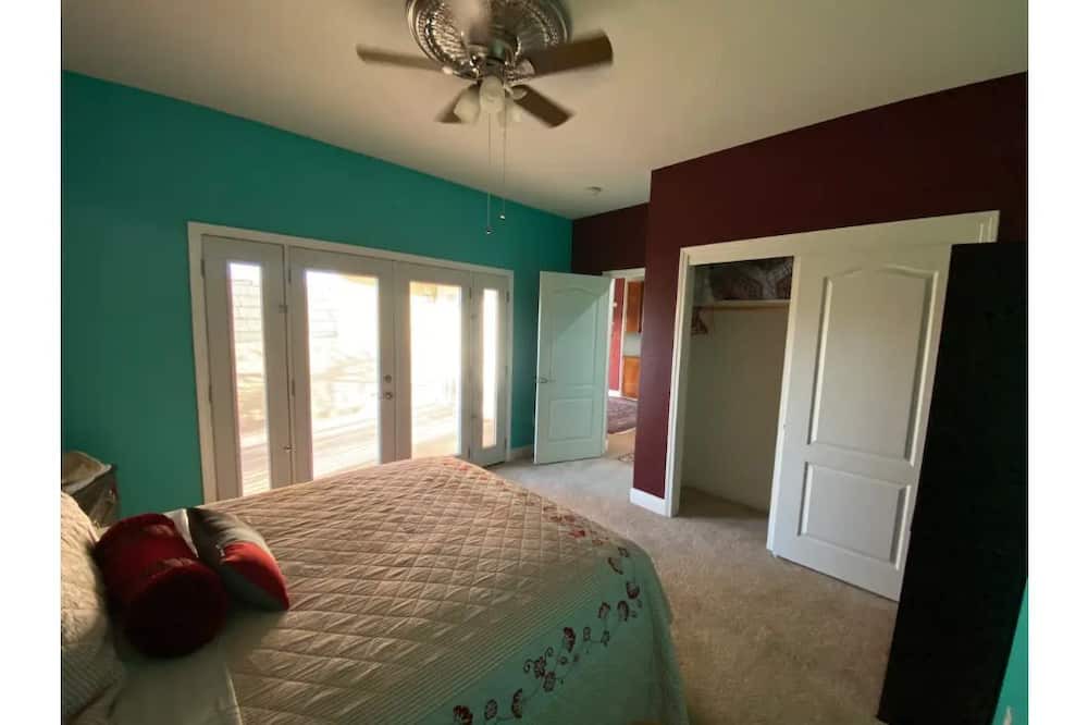 Photo of Bedroom in Atwater
