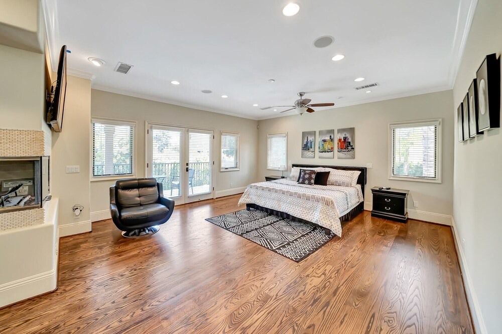 Photo of Outdoor in Tarzana