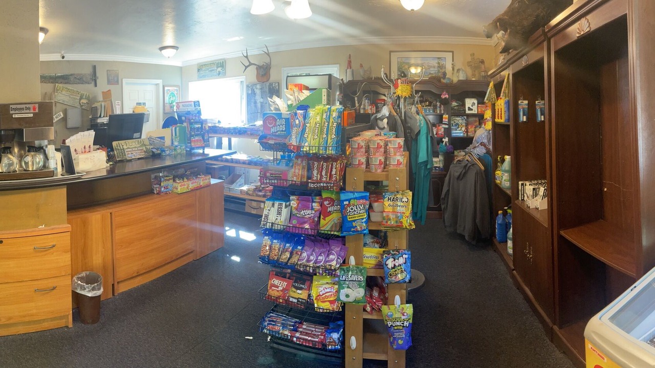 Photo of Others in Emigrant Gap