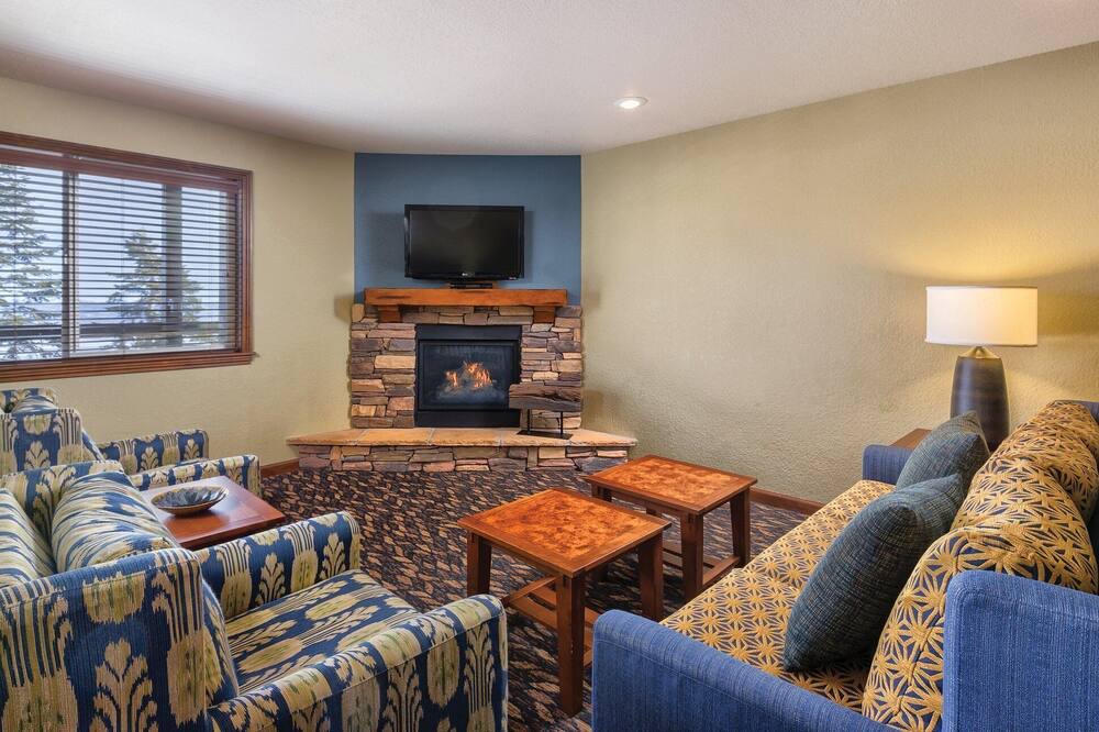 Photo of Livingroom in Tahoe Village