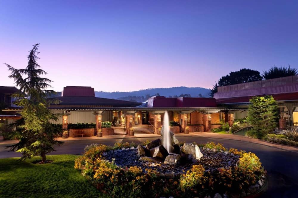 Photo of Outdoor in Downtown Monterey