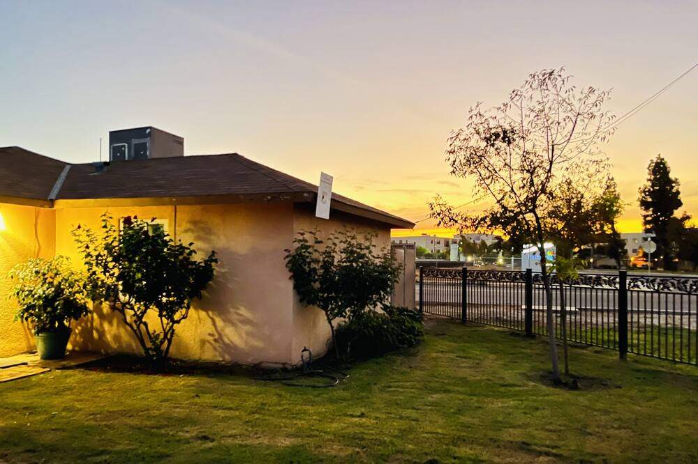 Photo of Outdoor in Hanford