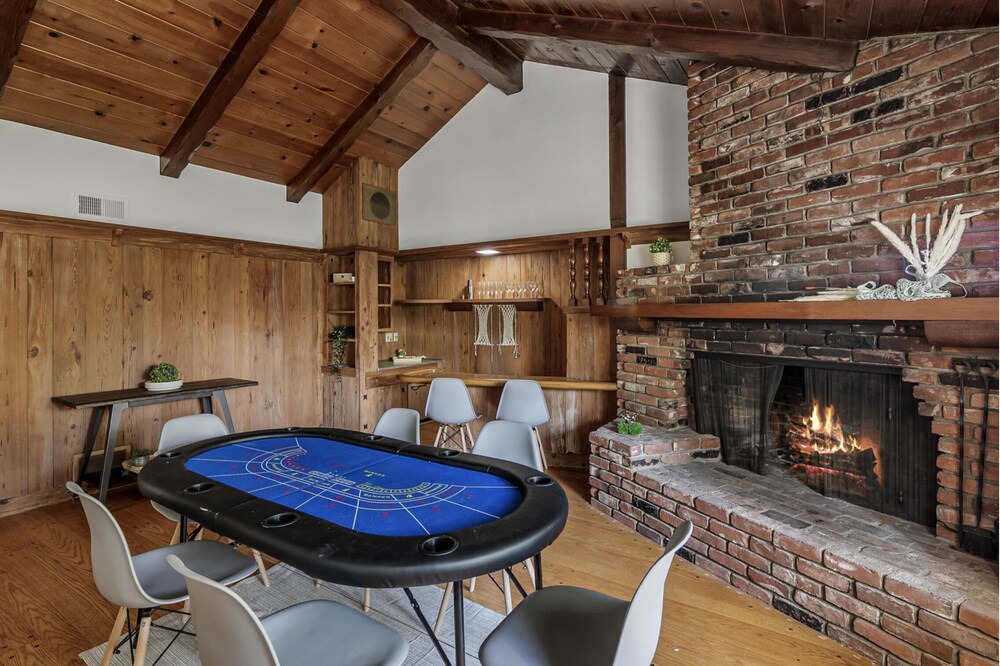 Photo of Bedroom in Tarzana