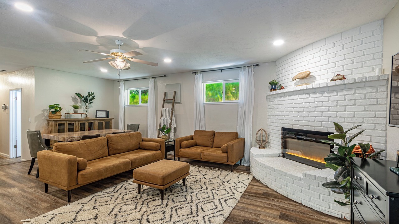 Photo of Livingroom in Yosemite Forks