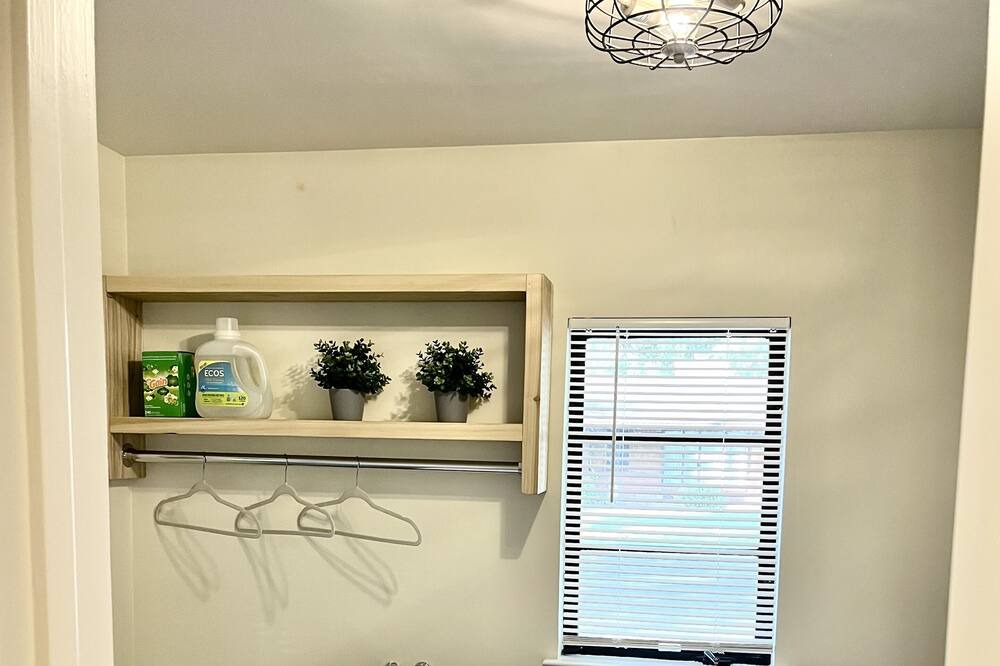 Photo of Bedroom in Raisin