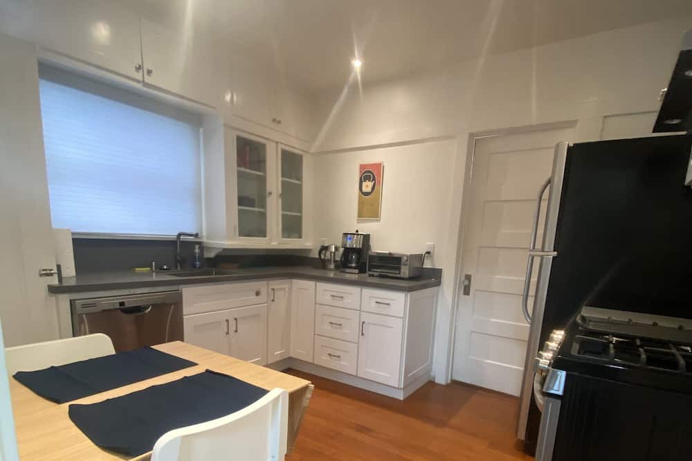 Photo of Kitchen in Central Berkeley