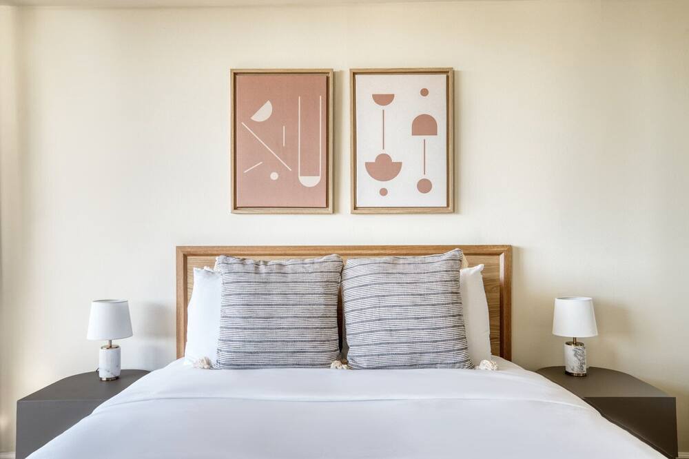Photo of Bedroom in Central San Mateo