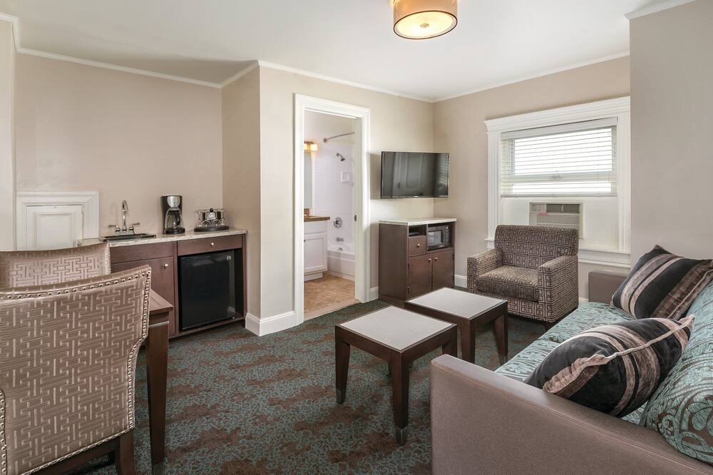 Photo of Livingroom in Chinatown