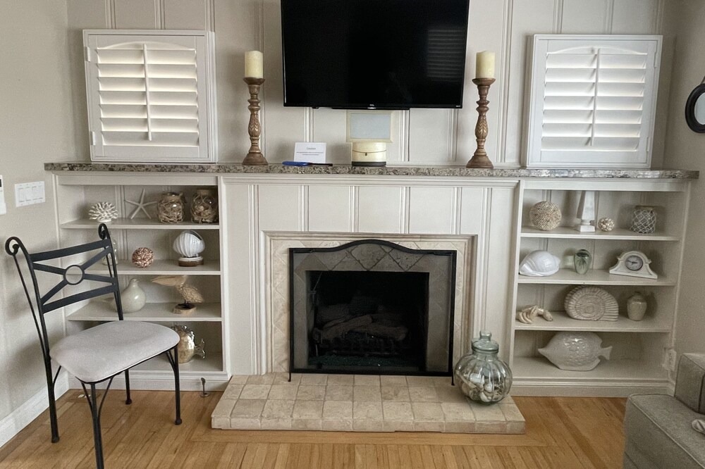 Photo of Livingroom in Hermosa Beach