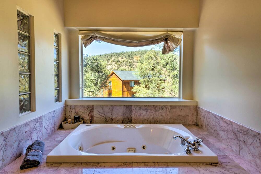 Photo of Bathroom in Frazier Park