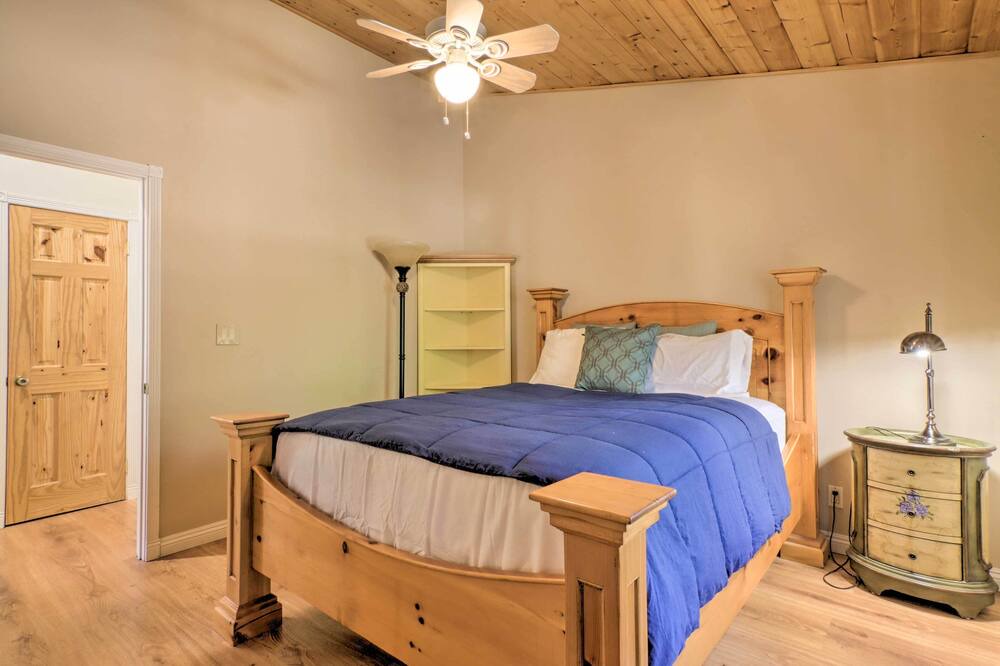 Photo of Bedroom in Frazier Park