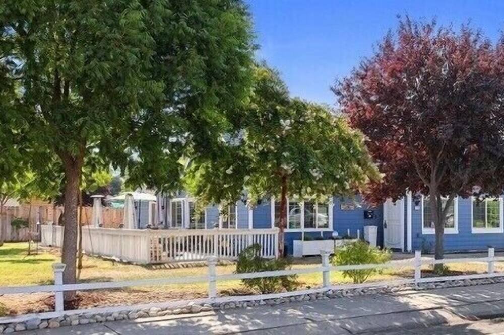 Photo of Outdoor in Lodi