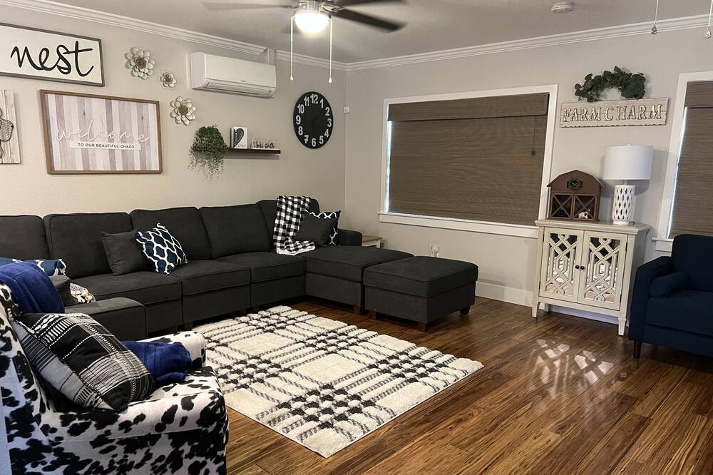 Photo of Livingroom in Lodi