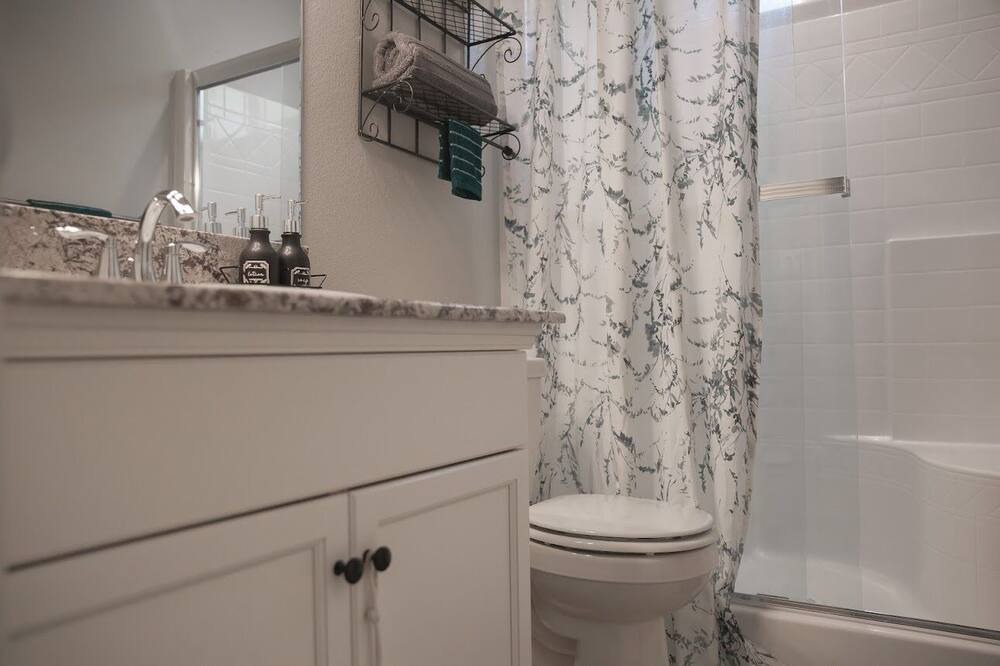 Photo of Bathroom in Clovis