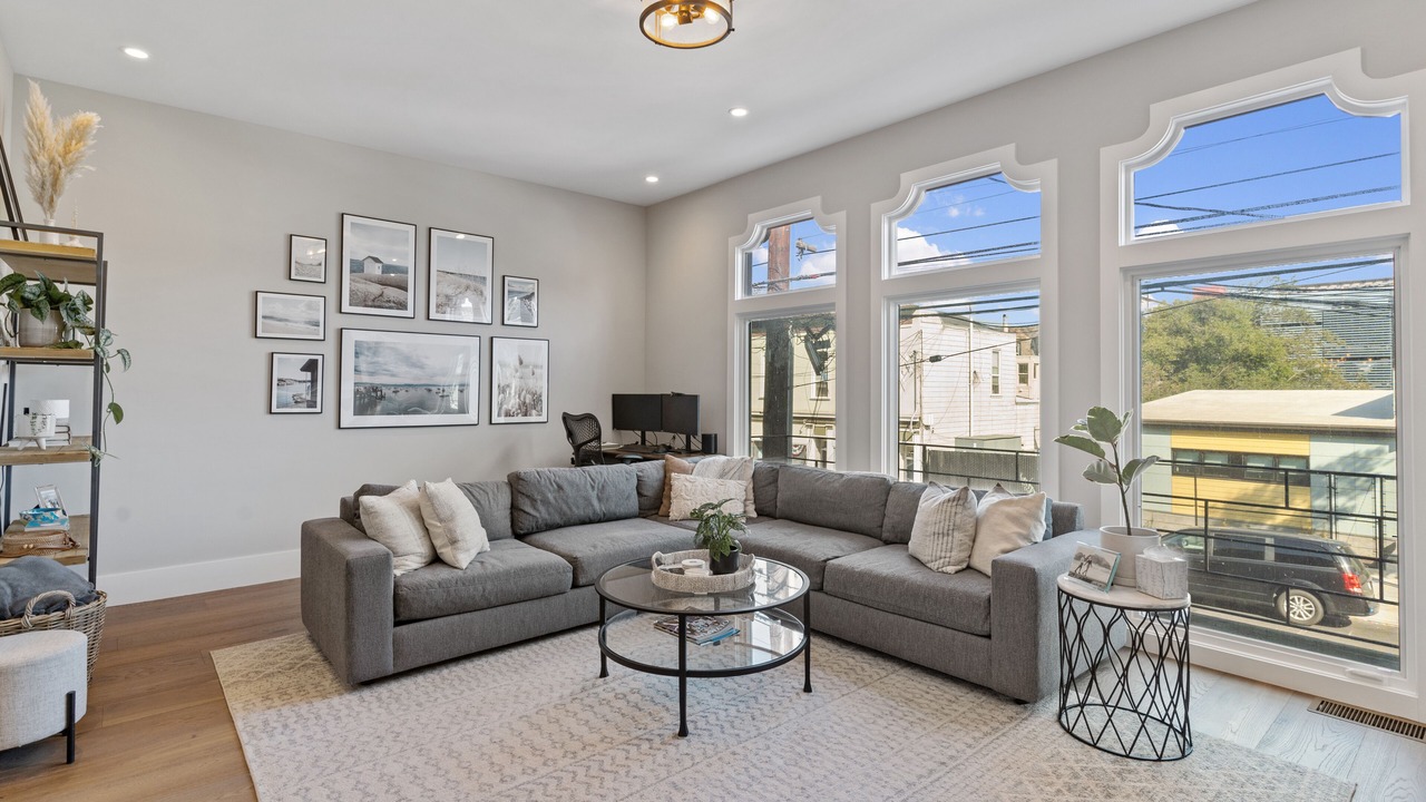 Photo of Livingroom in Cow Hollow