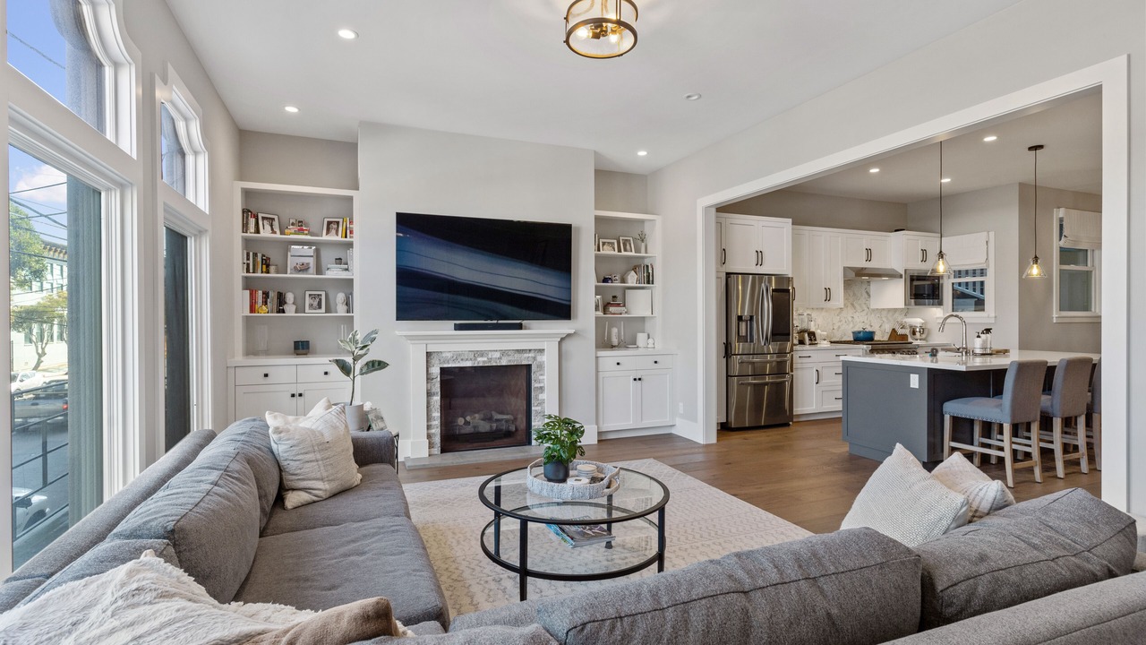 Photo of Livingroom in Cow Hollow