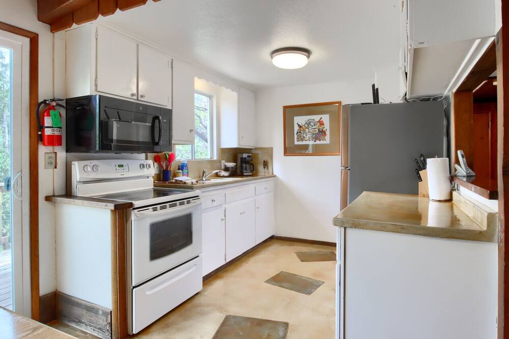Photo of Kitchen in Oakhurst
