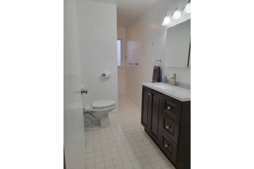 Photo of Bathroom in Stevinson