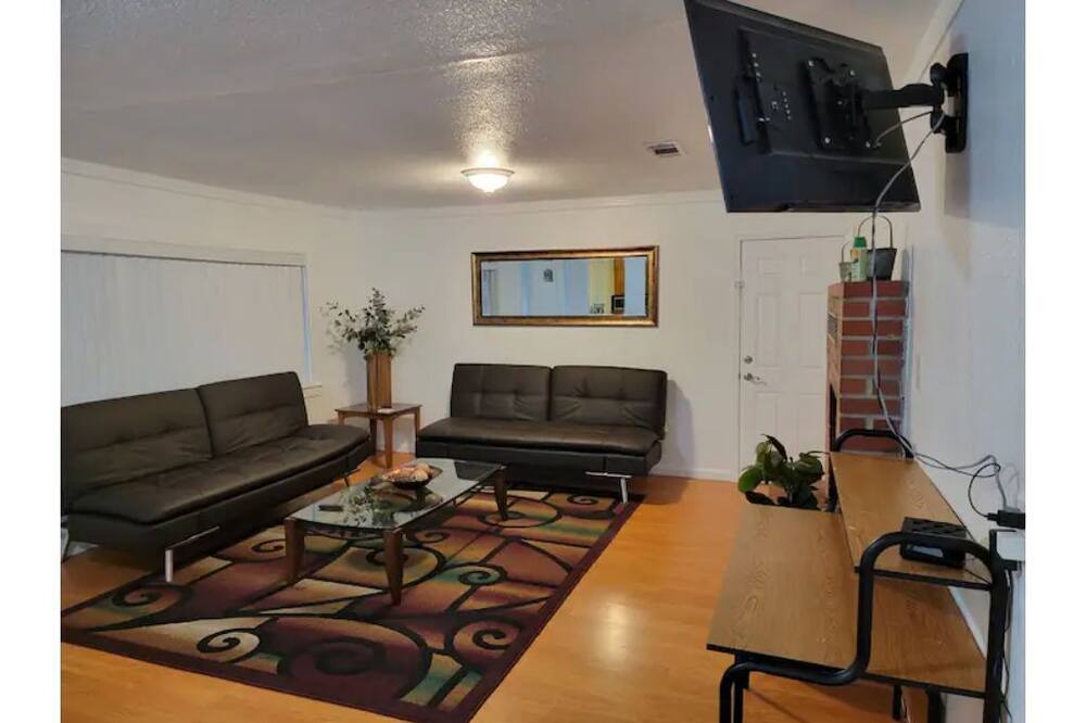 Photo of Livingroom in Stevinson