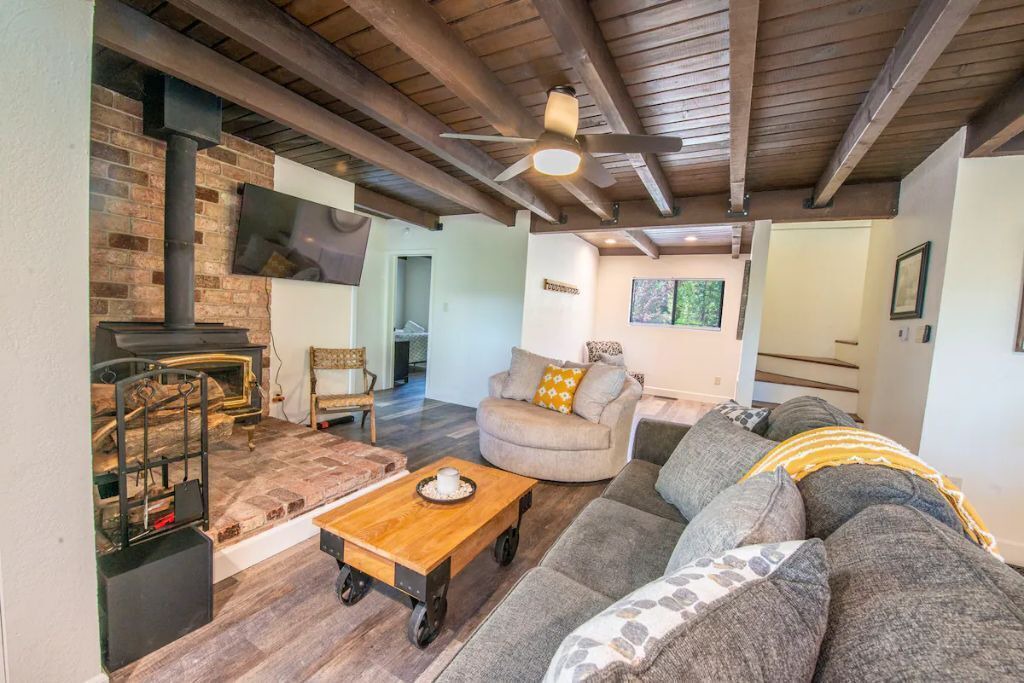 Photo of Livingroom in Sierra Village