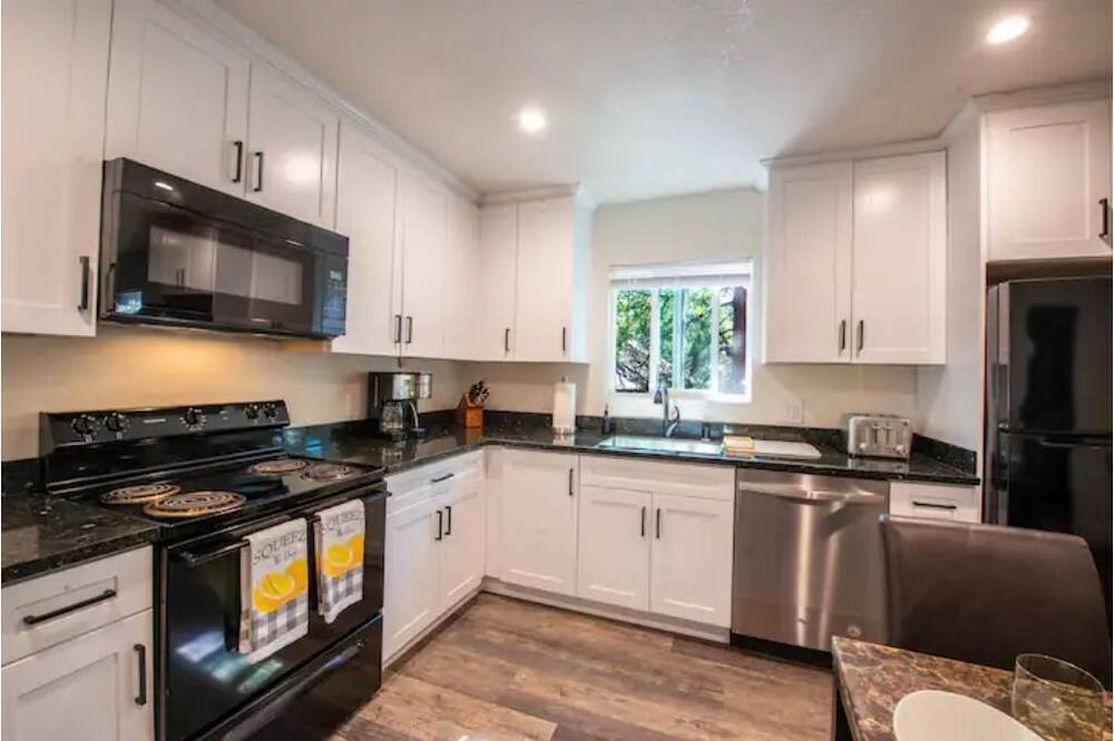 Photo of Kitchen in Sierra Village