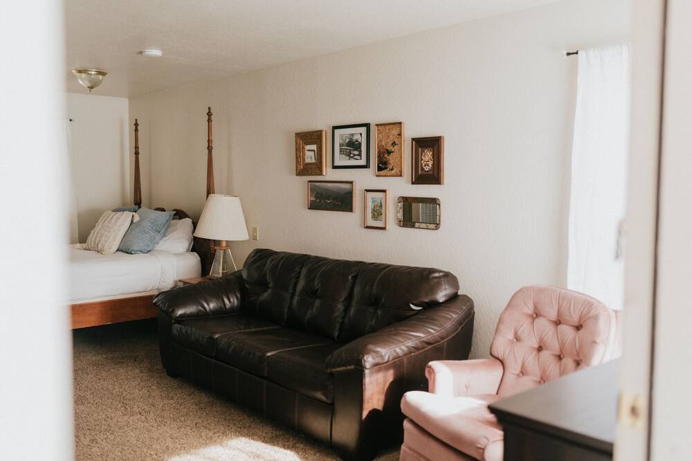 Photo of Livingroom in Long Barn