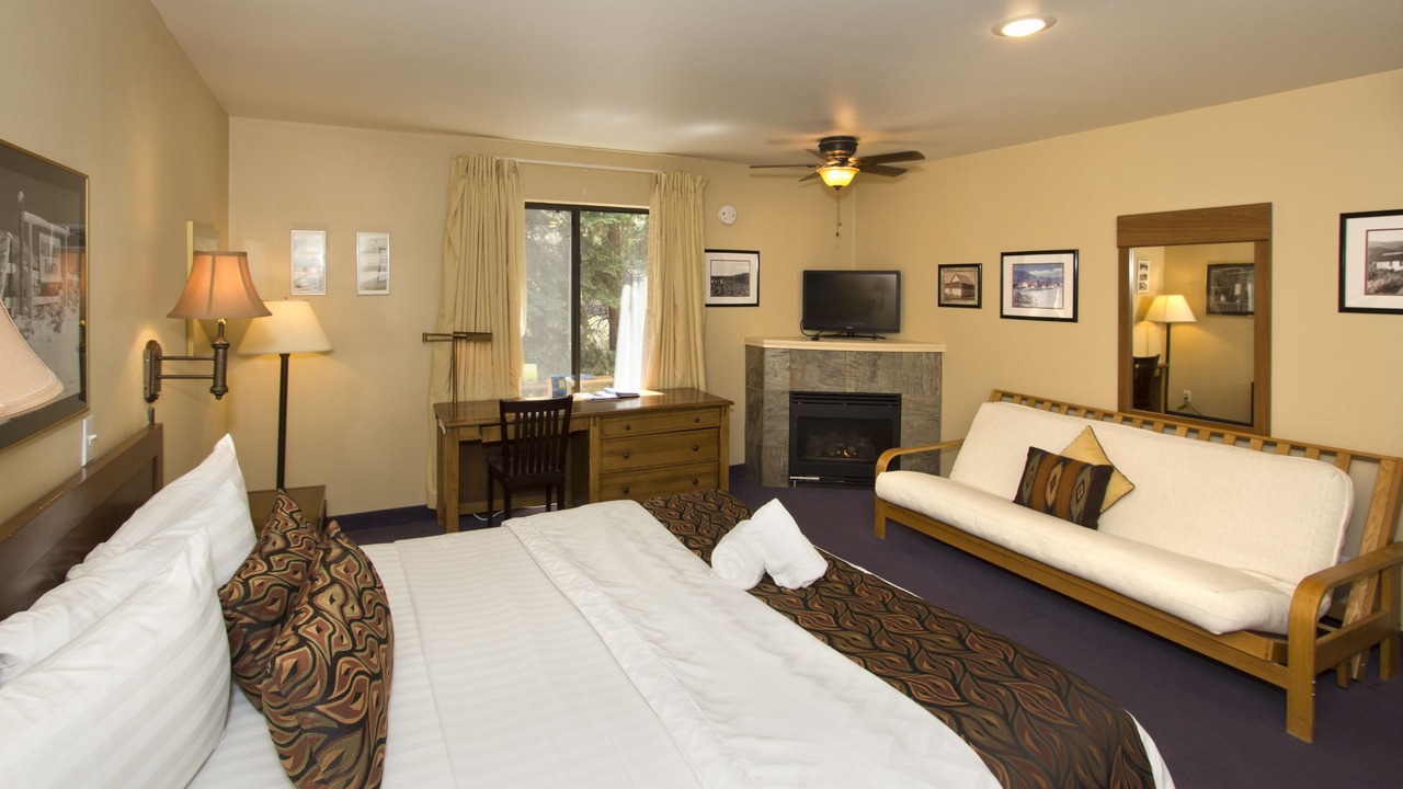 Photo of Bedroom in Mammoth Lakes