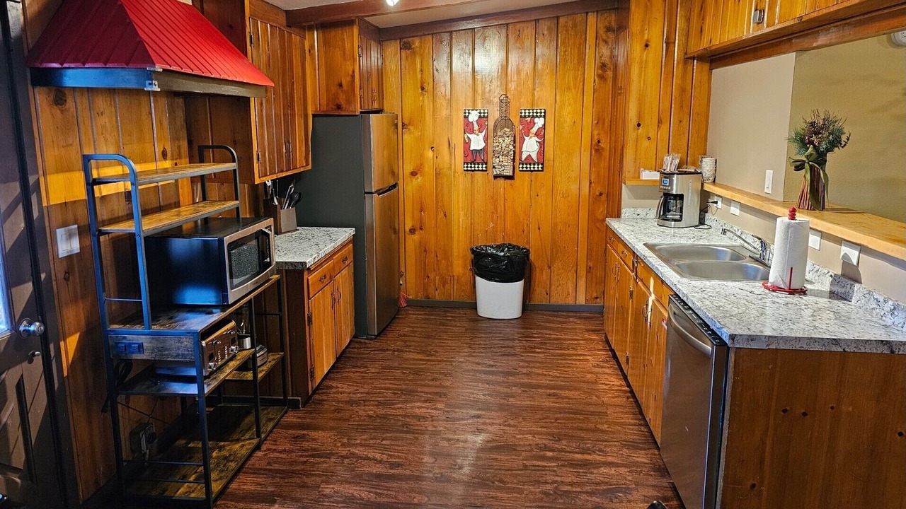 Photo of Kitchen in Mammoth Lakes