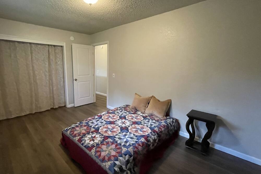 Photo of Bedroom in Grass Valley
