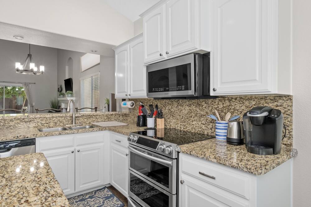 Photo of Kitchen in Raisin