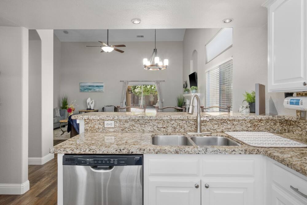Photo of Kitchen in Raisin