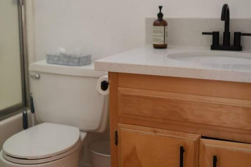 Photo of Bathroom in Kernville