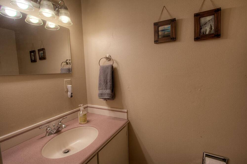 Photo of Bathroom in Dollar Point