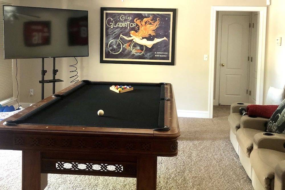 Photo of Livingroom in Copperopolis
