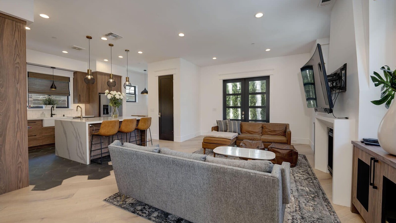 Photo of Others in Folsom