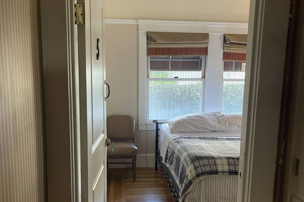 Photo of Bedroom in Stockton