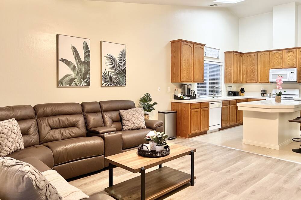 Photo of Bedroom in Rosedale
