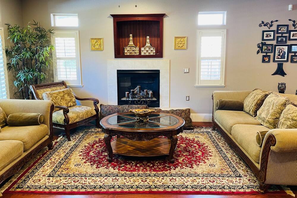 Photo of Livingroom in Fair Oaks