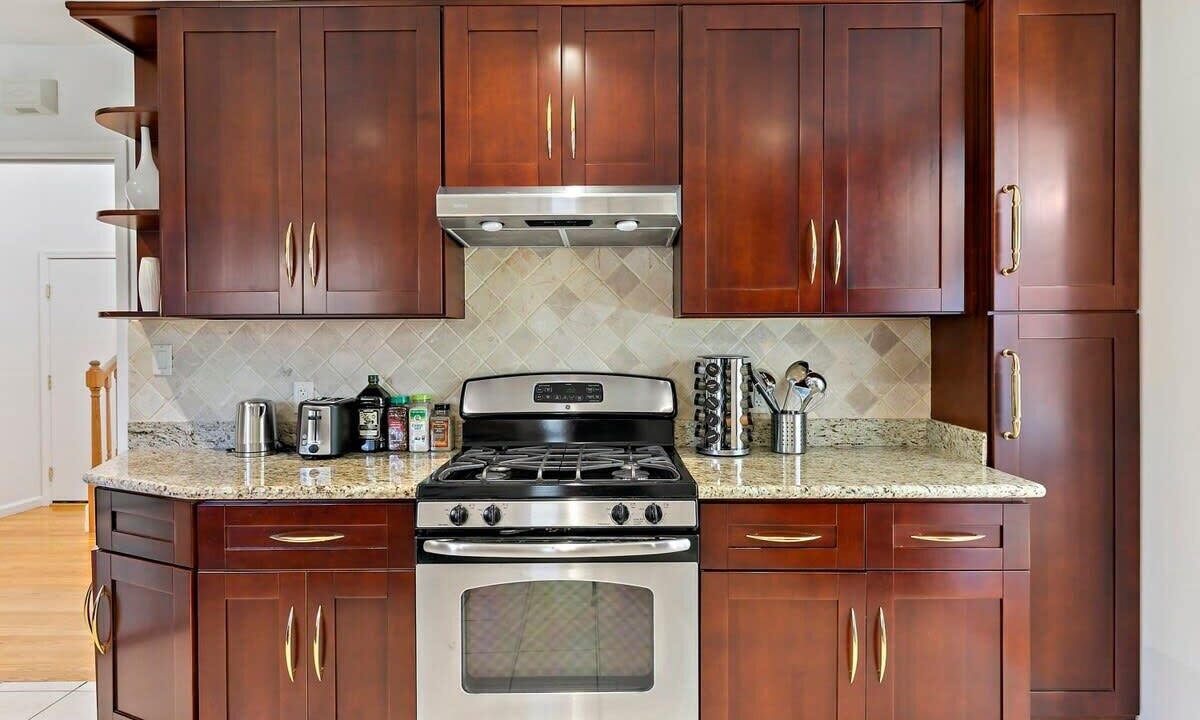 Photo of Kitchen in Farm Hills
