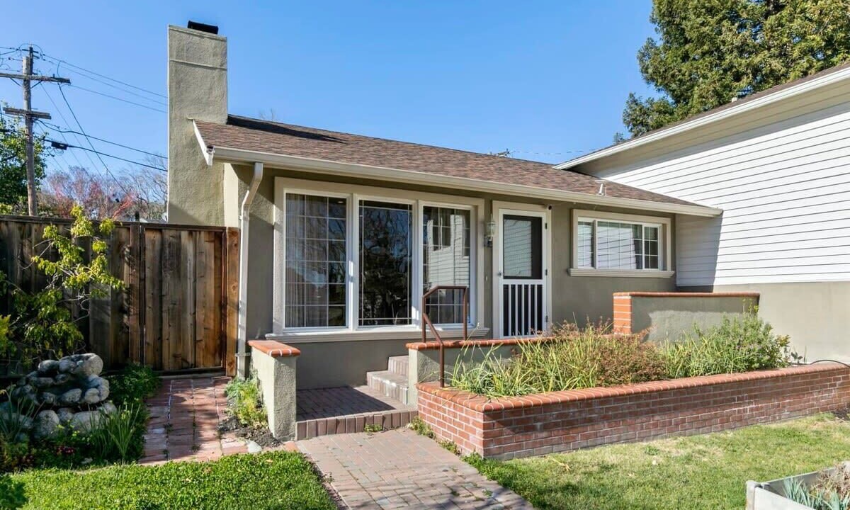 Photo of Outdoor in Farm Hills