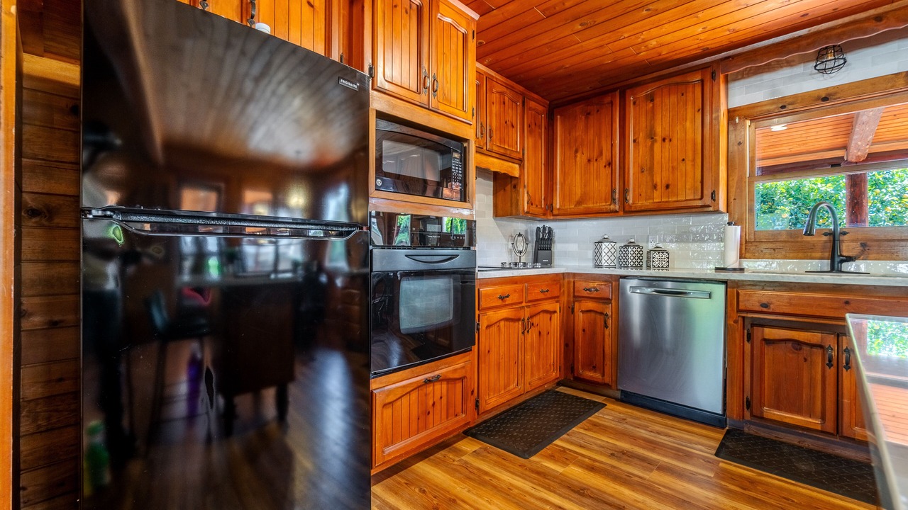 Photo of Kitchen in Lemon Cove