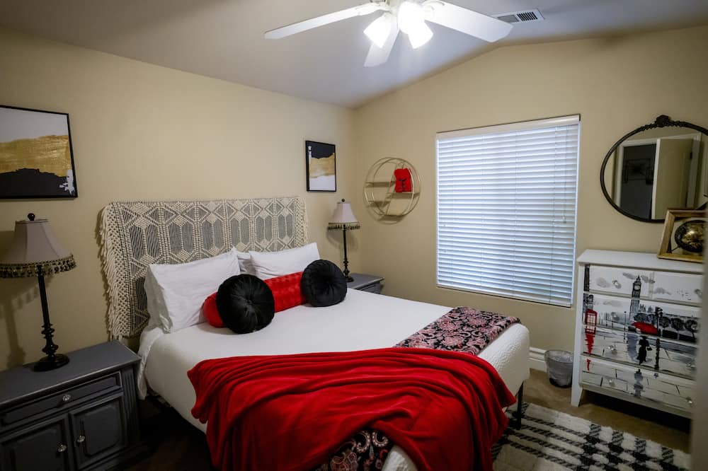 Photo of Bedroom in Visalia