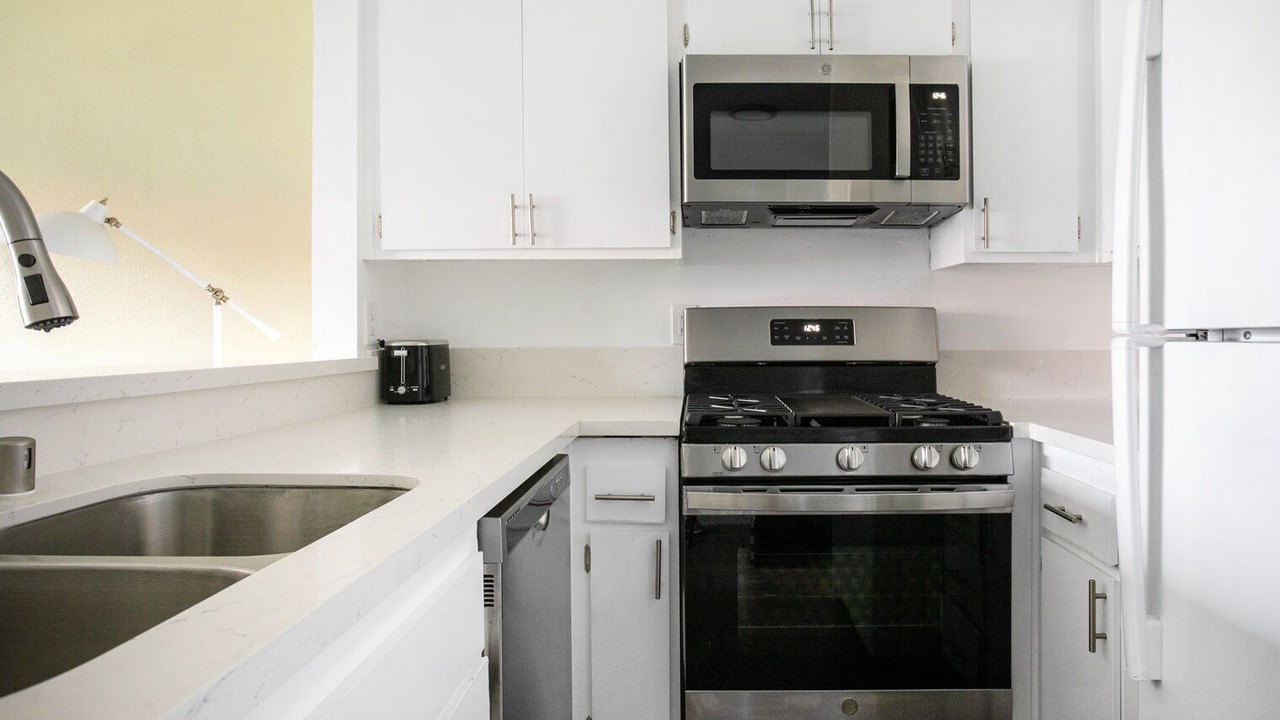 Photo of Kitchen in Tarzana
