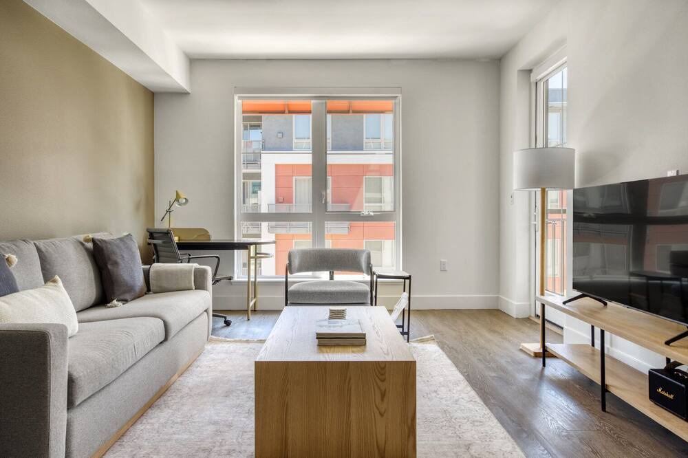 Photo of Livingroom in Central San Mateo